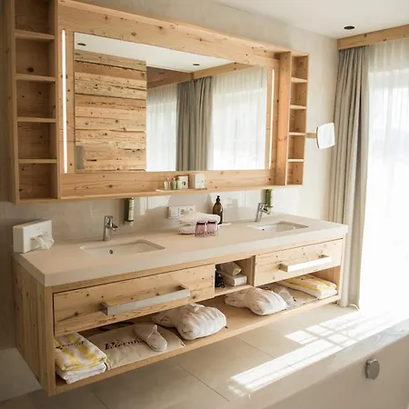 Wohlfuehlresort Peternhof 호텔 코센