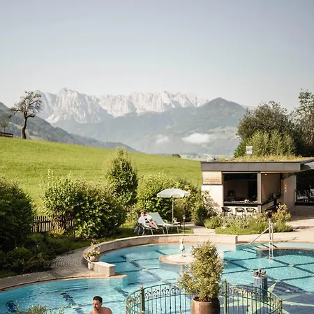 호텔 Wohlfuehlresort Peternhof 코센