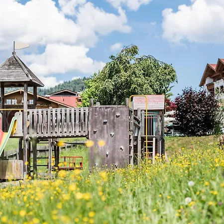 Wohlfuehlresort Peternhof 4* كوسن