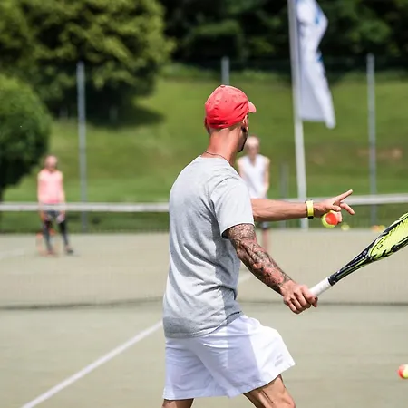 Wohlfuehlresort Peternhof فندق