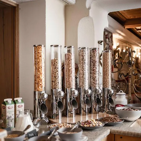 Wohlfuehlresort Peternhof فندق